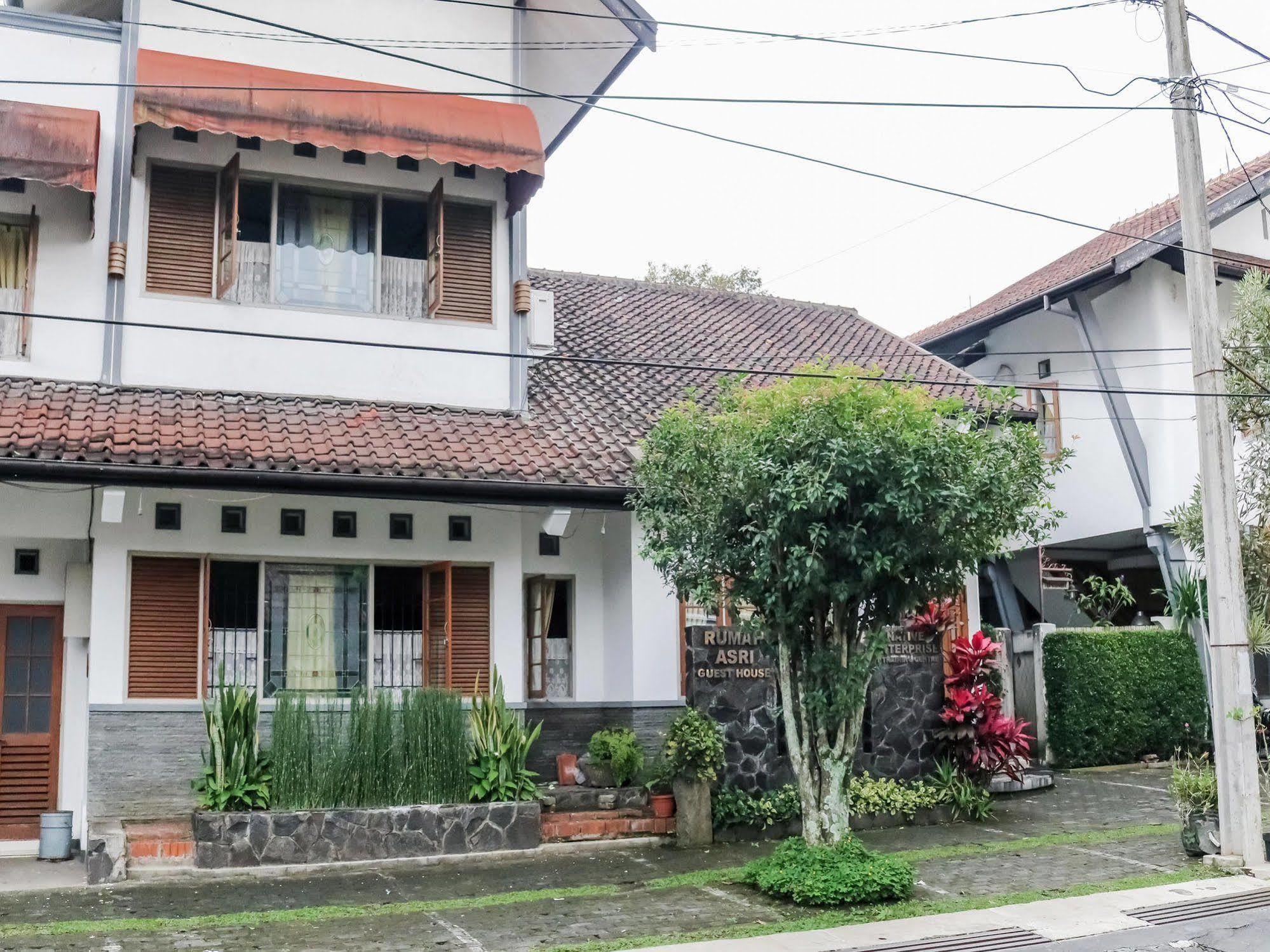 Hotel Nida Setra Sari Kulon 2*